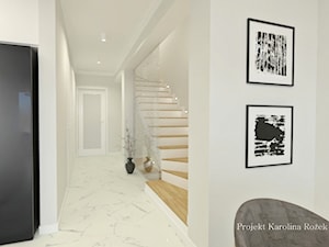 Dom w jasnych barwach - Schody, styl minimalistyczny - zdjęcie od Projektowanie wnętrz Karolina Rożek