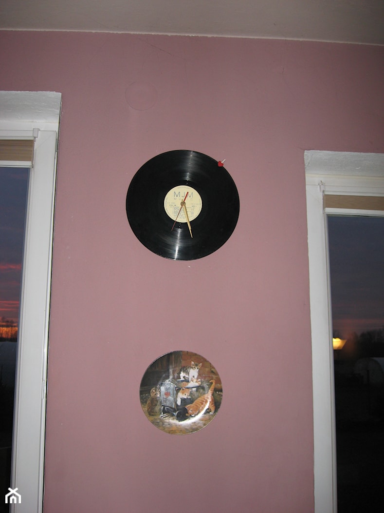 zegar zrobiony z płyty analogowej - zdjęcie od Joanna Machnowska - Homebook