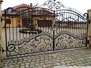 Brama wjazdowa - zdjęcie od Graupanel - bramy, ogrodzenia i automatyka