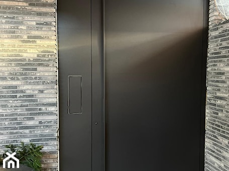 Aranżacje wnętrz - Domy: Drzwi aluminiowe Pivot - exclusvie doors - drzwi zewnętrzne aluminiowe . Przeglądaj, dodawaj i zapisuj najlepsze zdjęcia, pomysły i inspiracje designerskie. W bazie mamy już prawie milion fotografii!