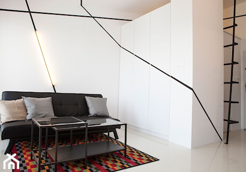 Kawalerka Piotra - Mały biały salon, styl minimalistyczny - zdjęcie od Mili Młodzi Ludzie