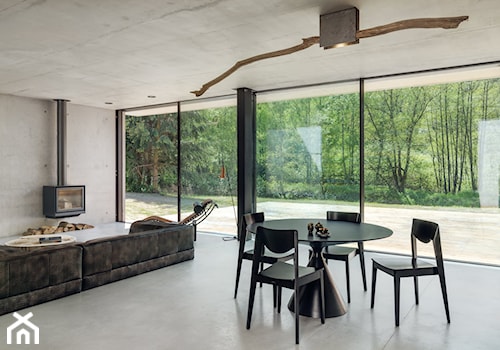 Bardzo nowoczesny dom - Średnia jadalnia w salonie, styl nowoczesny - zdjęcie od Studio de.materia