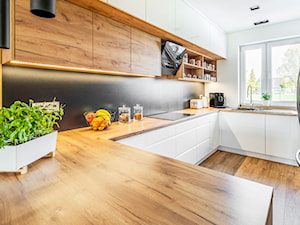 Mieszkanie Opole - realizacja kuchnia - zdjęcie od Natalia Majchrzyk Projektowanie Wnętrz
