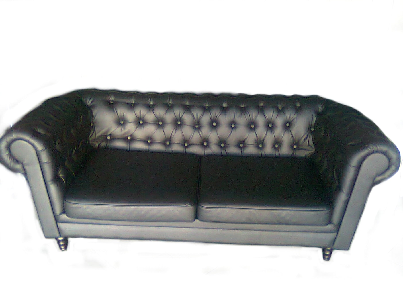 sofa pikowana - zdjęcie od Derekchaire - Homebook