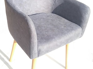 krzesło tapicerowane - zdjęcie od Derekchaire