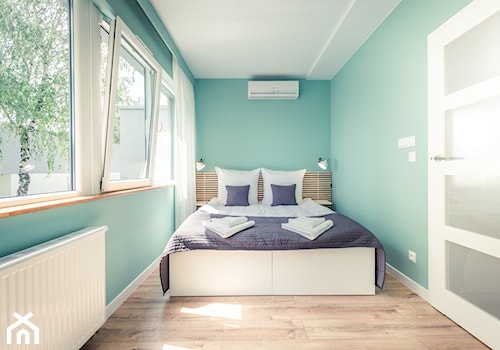 DOM LETNISKOWY LEMON RESORT SPA - Mała zielona sypialnia, styl minimalistyczny - zdjęcie od Aleksandra Mółka