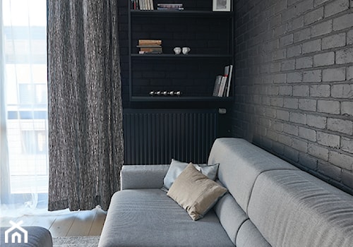 M01 - Mały czarny salon, styl industrialny - zdjęcie od SOLI Architekci