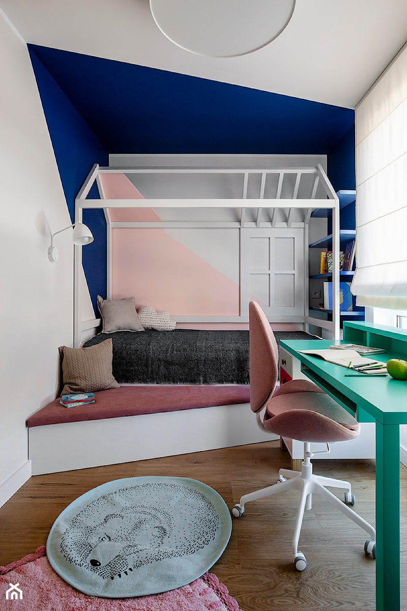 Mieszkanie Gdańsk Niepołomicka - Mały biały niebieski pokój dziecka dla dziecka dla nastolatka dla dziewczynki, styl tradycyjny - zdjęcie od Kowalczyk Gajda Studio Projektowe