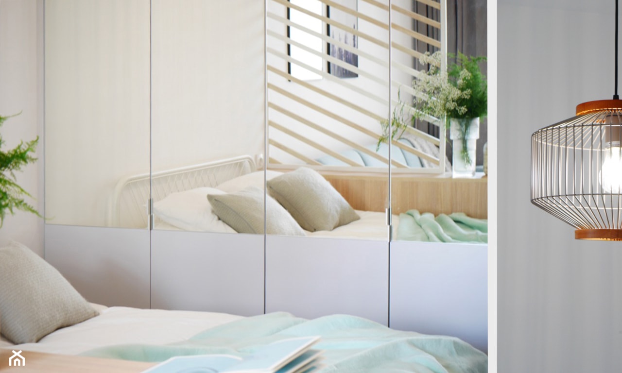 Mieszkanie Zajezdnia Wrzeszcz - Mała biała szara sypialnia, styl skandynawski - zdjęcie od Kowalczyk Gajda Studio Projektowe - Homebook