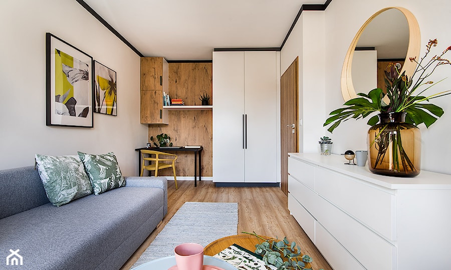 Mieszkanie Gdańsk Śródmieście - Średnia biała z biurkiem sypialnia, styl nowoczesny - zdjęcie od Kowalczyk Gajda Studio Projektowe