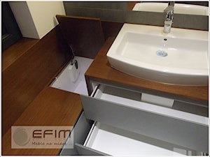 meble łazienkowe - schowek - zdjęcie od EFIM_meble na miarę