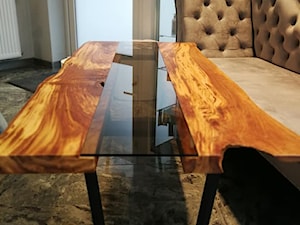 Wyjątkowy stolik kawowy z drzewa oliwnego - zdjęcie od Melho wood and design