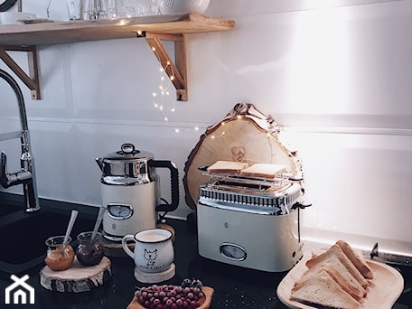 Aranżacje wnętrz - Kuchnia: Kolekcja Retro Cream - Russell Hobbs. Przeglądaj, dodawaj i zapisuj najlepsze zdjęcia, pomysły i inspiracje designerskie. W bazie mamy już prawie milion fotografii!