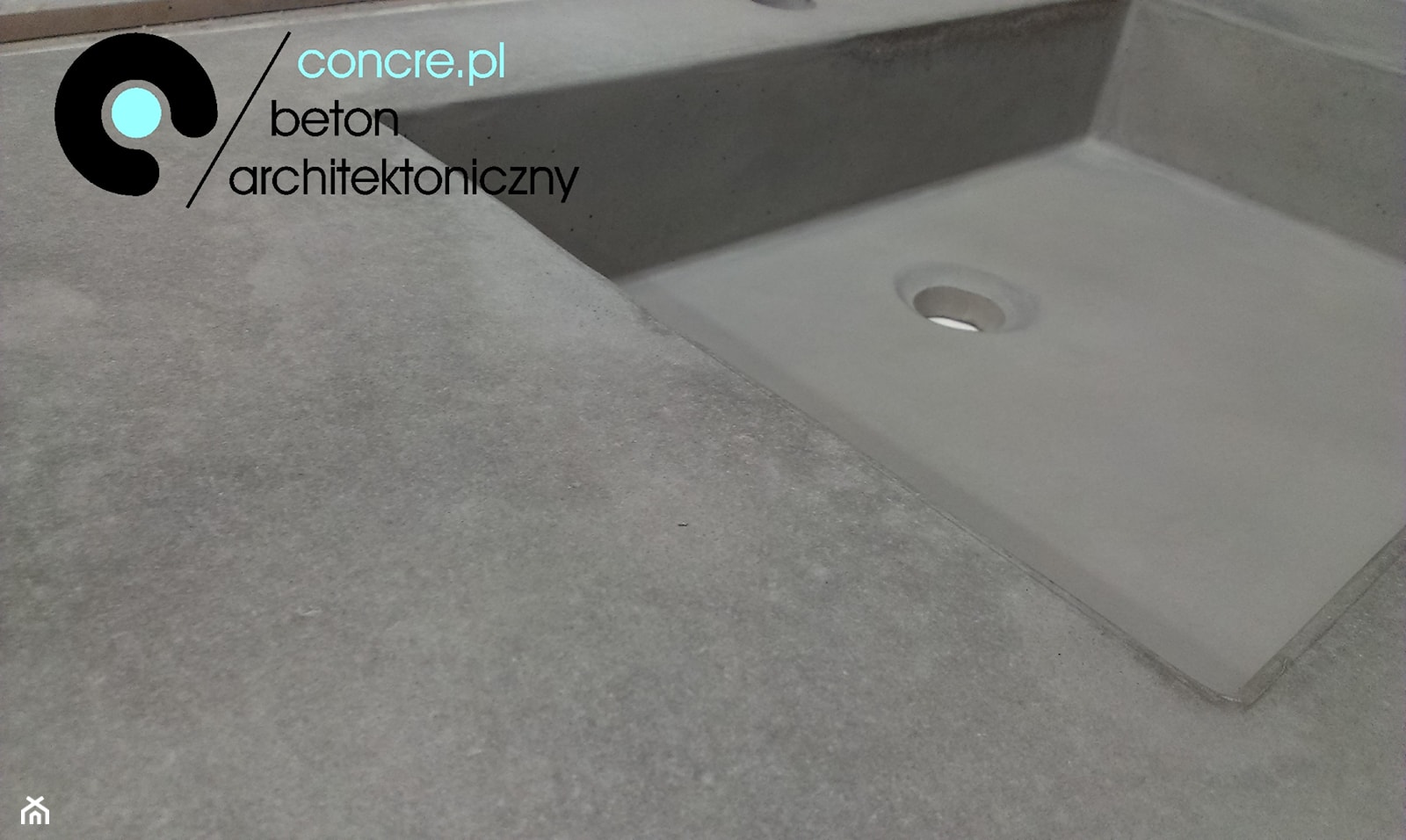 umywalka zintegrowana z blatem z betonu architektonicznego - zdjęcie od concre beton architektoniczny - Homebook