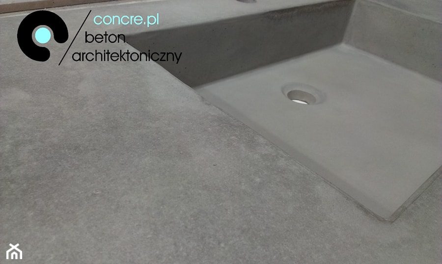 umywalka zintegrowana z blatem z betonu architektonicznego - zdjęcie od concre beton architektoniczny