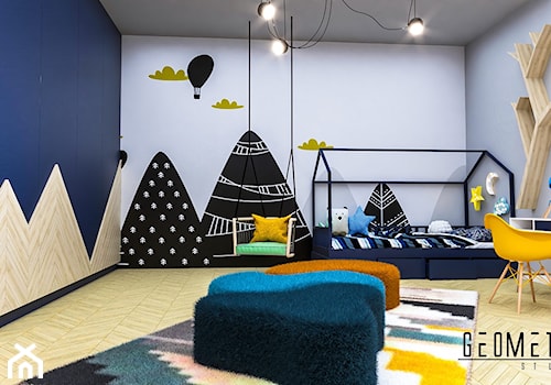 Projekt pokoju dziecięcego - Duży szary niebieski pokój dziecka dla nastolatka dla chłopca dla dziewczynki, styl skandynawski - zdjęcie od Geometria Studio