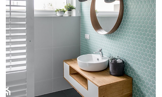 łazienka z modnym motywem heksagonalnym 