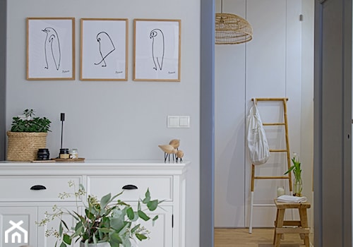 100% organic - Mała biała sypialnia, styl skandynawski - zdjęcie od SHOKO.design