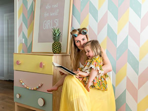 Modern BOHO. - Średni pokój dziecka dla dziecka dla dziewczynki, styl skandynawski - zdjęcie od SHOKO.design