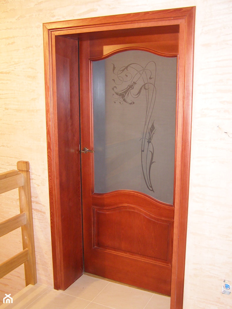Drzwi przeszkolone drewniane - zdjęcie od Wyjątkowe Meble - Homebook