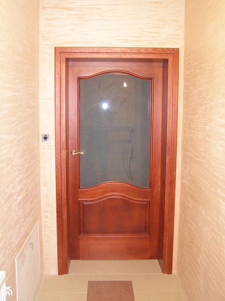 Drzwi drewniane przeszkolone - zdjęcie od Wyjątkowe Meble - Homebook