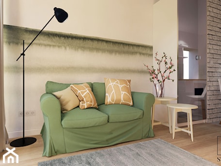 Aranżacje wnętrz - Salon: Rozkładana sofa w zielonym kolorze - studio98. Przeglądaj, dodawaj i zapisuj najlepsze zdjęcia, pomysły i inspiracje designerskie. W bazie mamy już prawie milion fotografii!