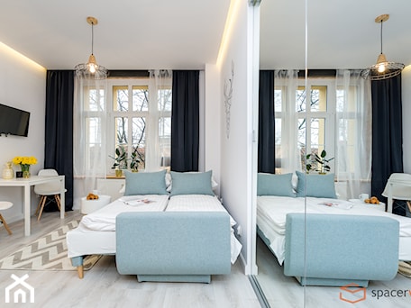 Aranżacje wnętrz - Salon: Rest inn Apartment Premium - Średni biały salon z jadalnią - SpacerWEB Fotografia wnętrz i Wirtualne spacery 3D. Przeglądaj, dodawaj i zapisuj najlepsze zdjęcia, pomysły i inspiracje designerskie. W bazie mamy już prawie milion fotografii!