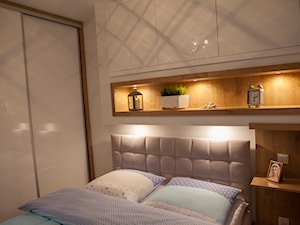 Projekt wnętrza mieszkalnego - morski - Biała sypialnia, styl nowoczesny - zdjęcie od MartaPotulska
