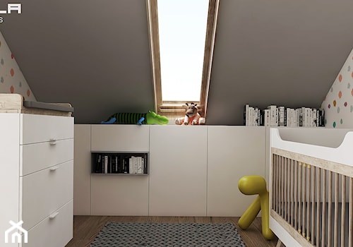 PROJEKT DOMU POD WARSZAWĄ - Mały biały szary pokój dziecka dla niemowlaka dla chłopca dla dziewczynki, styl minimalistyczny - zdjęcie od TILLA architects