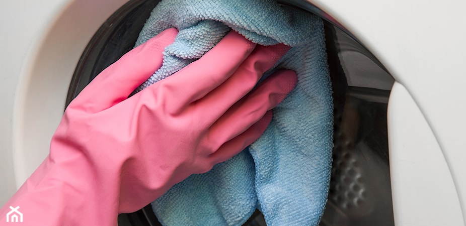 Jak wyczyścić pralkę? 4 domowe sposoby na czyszczenie pralki