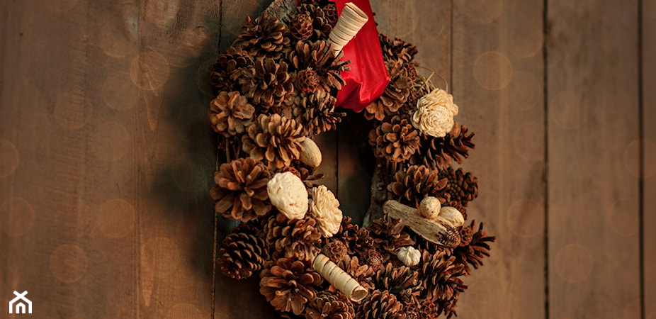 Ozdoby z szyszek na Boże Narodzenie – 5 pomysłów na dekoracje z szyszek