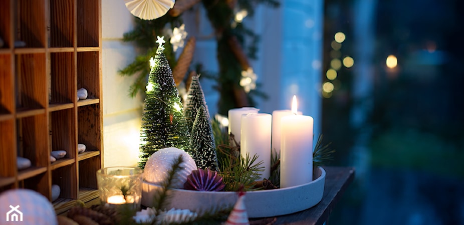 Stroiki świąteczne – 11 pomysłów na ręcznie robione dekoracje bożonarodzeniowe