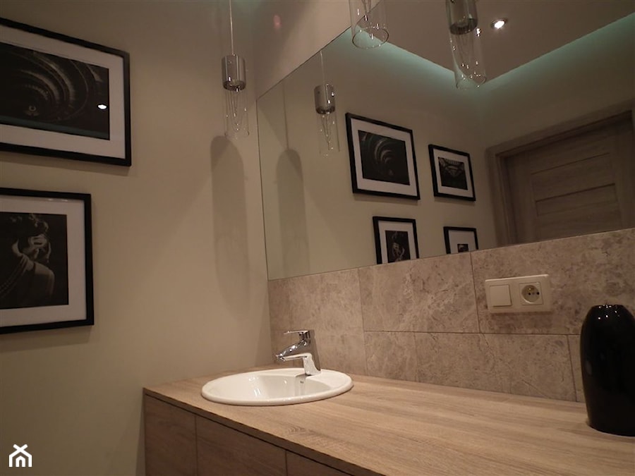 Marmurowa łazienka - zdjęcie od Pracownia Aranżacji Wnętrz "O-kreślarnia"