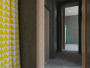 Oryginalne mieszkanie z betonem i sklejką - Hol / przedpokój - zdjęcie od Pracownia Aranżacji Wnętrz "O-kreślarnia"