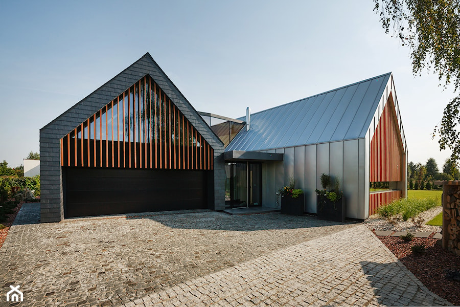 Dwie stodoły w Tychach - Domy, styl minimalistyczny - zdjęcie od RS+ Robert Skitek