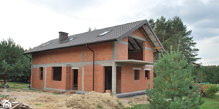 stan surowy domu - zdjęcie od BIAMS Budownictwo i Architektura Marcin Sieradzki - projektant, architekt