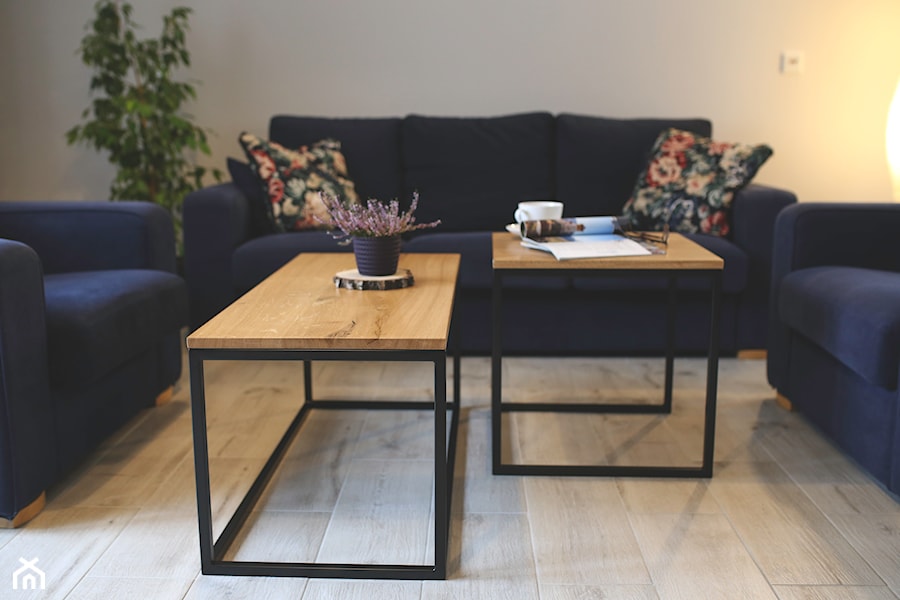 Stoliki kawowe dębowe - Mały szary salon, styl minimalistyczny - zdjęcie od RÖSKO Project