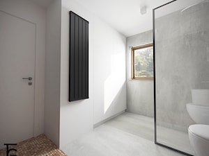 ŁAZIENKA BETON I KAFLE - Średnia z punktowym oświetleniem łazienka z oknem, styl minimalistyczny - zdjęcie od TG WNĘTRZA