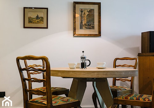 Mieszkanie na Sielcach - Mała biała jadalnia jako osobne pomieszczenie - zdjęcie od Mili Młodzi Ludzie