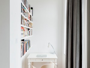 Mieszkanie na Wildzie - Małe białe biuro - zdjęcie od Mili Młodzi Ludzie