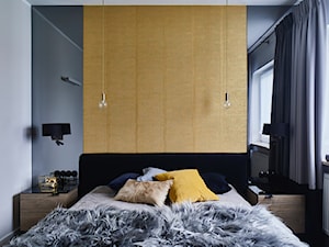 Apartament Ustronie - Mała czarna szara sypialnia, styl nowoczesny - zdjęcie od BBHome Design