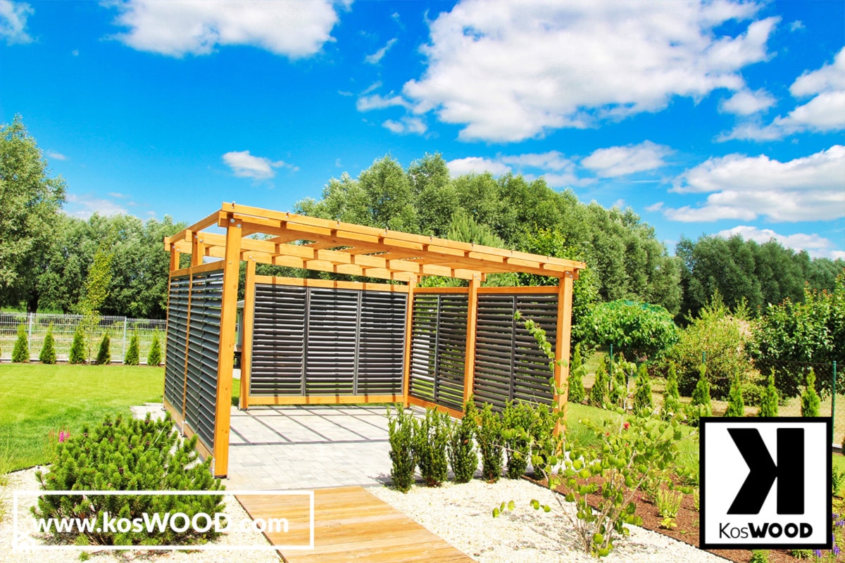Zadaszenie ogrodowe, taras, altana z żaluzjami. - zdjęcie od koswood - Homebook