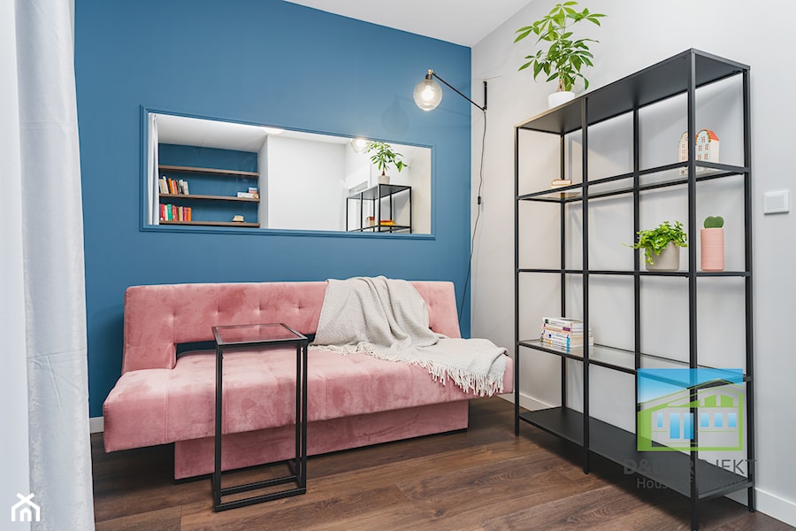 Projekt PasteLove - Średnie w osobnym pomieszczeniu z sofą białe niebieskie szare biuro - zdjęcie od DD PROJEKT