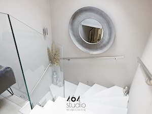 Projekt wnętrza domu w Mierzynie - Hol / przedpokój, styl glamour - zdjęcie od 464 Studio Beata Stańkowska