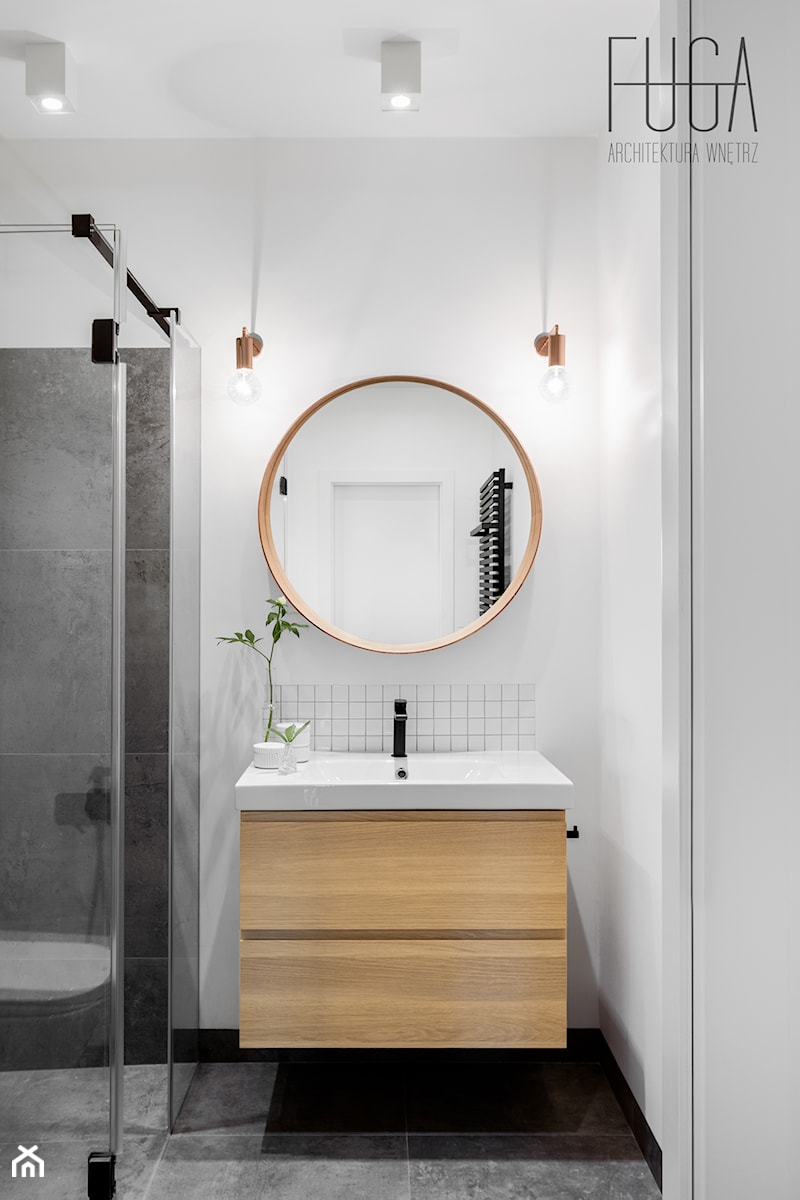 Mieszkanie 60 m² na Mokotowie - Mała bez okna z lustrem z punktowym oświetleniem łazienka, styl minimalistyczny - zdjęcie od Fuga Architektura Wnętrz