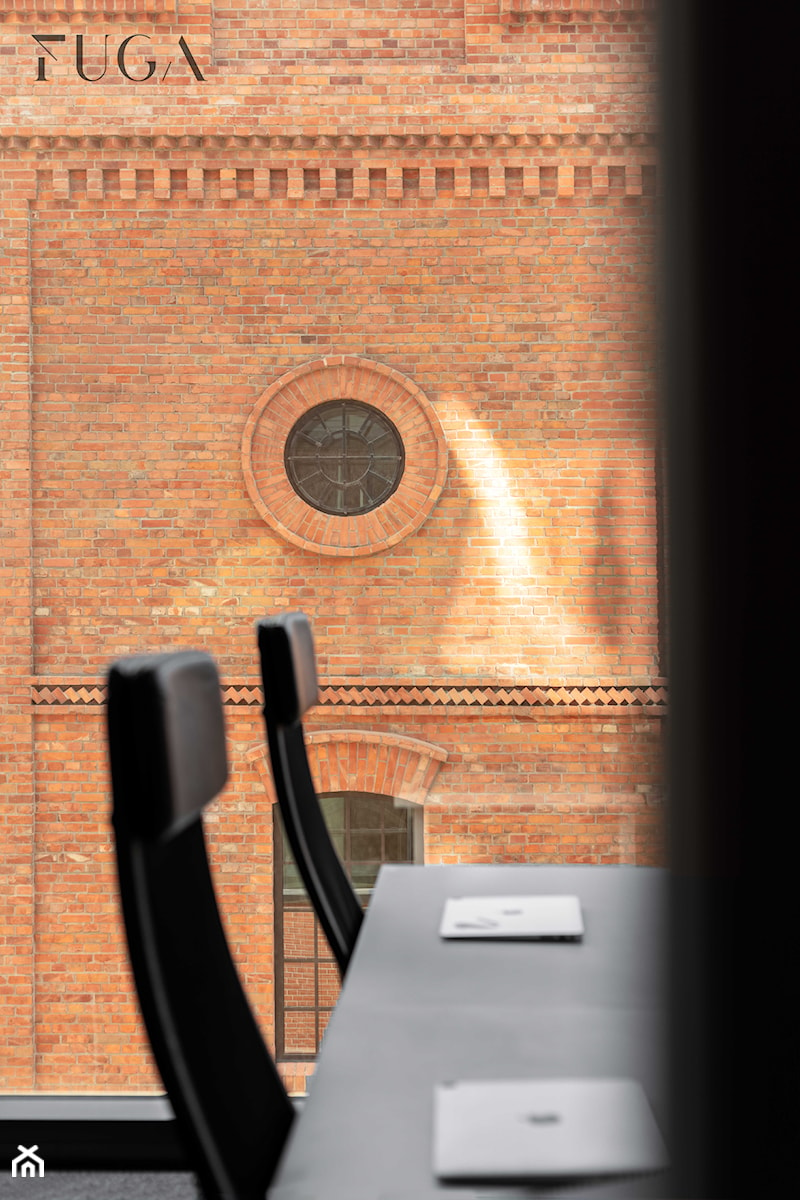 Biuro grupa Absolvent 1000 m² - zdjęcie od Fuga Architektura Wnętrz