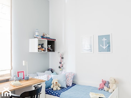 Aranżacje wnętrz - Pokój dziecka: Apartament 80 m² - Średni biały szary pokój dziecka dla dziecka dla chłopca, styl nowoczesny - Fuga Architektura Wnętrz. Przeglądaj, dodawaj i zapisuj najlepsze zdjęcia, pomysły i inspiracje designerskie. W bazie mamy już prawie milion fotografii!