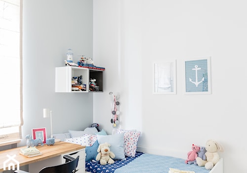 Apartament 80 m² - Średni biały szary pokój dziecka dla dziecka dla chłopca, styl nowoczesny - zdjęcie od Fuga Architektura Wnętrz