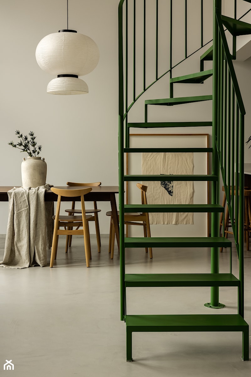 Zielone schody - zdjęcie od CudnieBosko