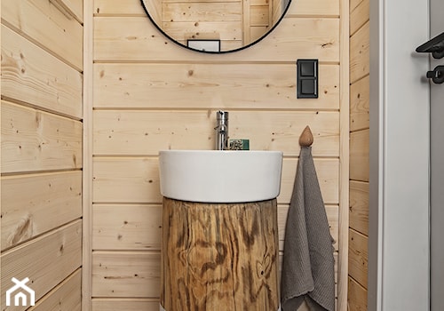 Minimalistyczna łazienka w drewnie - zdjęcie od CudnieBosko